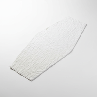 Cercueil funéraire blanc de style européen avec doublure matelassée en satin, matelas et housse intérieure en tissu de coton et de lin