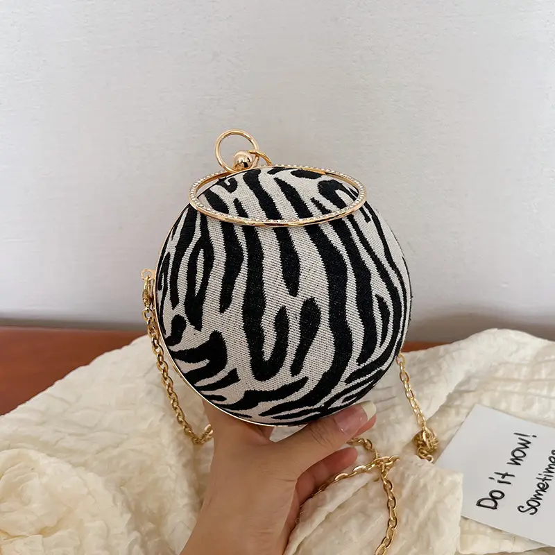 2023 Trend Fashion animal print ladies purse handbags leopard and zebra pattern round heart shape clutch hand bags for women