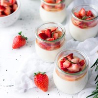 Pot de yaourt à pouding pot en verre à large base 100ml 200ml avec couvercle en liège pour aliments faits maison lait yaourt jus lait pouding bouteille