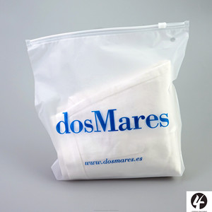 Logo personnalisé vêtement PVC <span class=keywords><strong>curseur</strong></span> <span class=keywords><strong>zip</strong></span> serrure sac d'emballage sac à <span class=keywords><strong>fermeture</strong></span> éclair avec des vêtements - Product Image 2