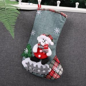 Bolsa de dulces de Navidad de alta calidad, adorno de árbol, nuevos calcetines navideños grandes de lino, adornos navideños, bolsa de regalo, calcetín colgante de Navidad - Product Image 4