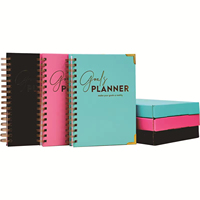 Agenda/Planificateur hebdomadaire et mensuel A5 rose personnalisé avec logo 2026, spirale, couverture PVC durable et élégante, impression CMJN