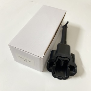 Boquilla de pulverización de agua para faros delanteros 85207-02140 8520702140 para <span class=keywords><strong>Toyota</strong></span> <span class=keywords><strong>Corolla</strong></span> NDE180 NRE180 - Product Image 5
