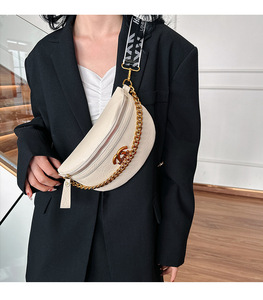 Bolso bandolera de hombro con letras de lujo de gran capacidad y moda sencilla al por mayor, bolso de pecho para mujer - Product Image 1