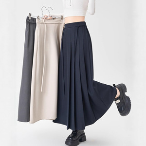 <span class=keywords><strong>Bleu</strong></span> <span class=keywords><strong>marine</strong></span> costume décontracté <span class=keywords><strong>jupe</strong></span> femmes automne 2025 nouvelle taille naturelle drapée sangle un moyen Long plissé en mousseline de soie - Product Image 4