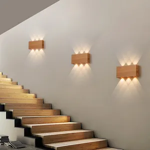RGB auf und ab leuchtende Batterie-Wandlampe Hof Treppen-Dekoration kabelloses Wandlicht