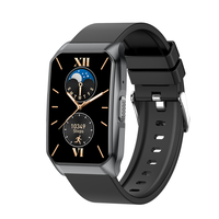 Smartwatch Impermeabile IP68 con App Da Fit, Schermo AMOLED Full Touch, Chiamate BT, Braccialetto Intelligente P100
