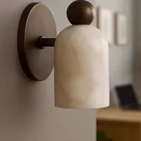 Lampe murale LED moderne minimaliste de luxe en marbre naturel avec base en cuivre, lumière chaude 2700K pour la décoration de chambre à coucher, montage mural