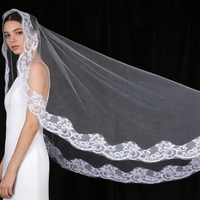 Voiles de mariée en dentelle française avec broderie florale sur le bord, en stock