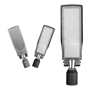 Farola LED para Exteriores de 50W 100W 200W, Todo en Uno, Ajustable - Product Image 2