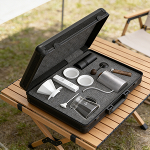ชุดอุปกรณ์ชง<span class=keywords><strong>กาแฟ</strong></span>แบบหยด 9 ชิ้น พร้อมเครื่อง<span class=keywords><strong>บด</strong></span><span class=keywords><strong>มือ</strong></span> สำหรับใช้ในร้านกาแฟ  ชุดของขวัญอุปกรณ์บาริสต้าโลหะทนทานสไตล์อาหรับแบบปรับแต่งได้ - Product Image 3
