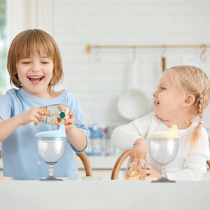 Gobelet à vin pour bébé de 150 ml avec couvercle en silicone, tasse à boisson anti-déversement pour apprenants avec couvercle à sortie d'air, gobelets en plastique - Product Image 4