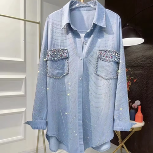 Nuovo 2025 primavera autunno tendenza alla moda a caldo foratura camicie in Denim camicette per <span class=keywords><strong>donna</strong></span> ampia Casual <span class=keywords><strong>Jeans</strong></span> top <span class=keywords><strong>donna</strong></span> - Product Image 1