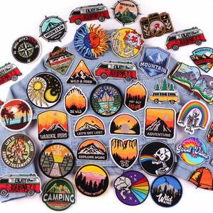 Patchs brodés personnalisés pour vêtements et chapeaux, thème camping en montagne et aventure, à thermocoller, vente en gros - Product Image 2