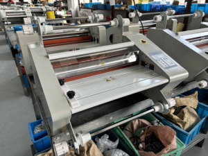 Plastifieuse de bureau FM-360 A3/A4 économique, simple ou double face, à <span class=keywords><strong>chaud</strong></span>/froid, format A5, nouveau rouleau métallique - Product Image 4