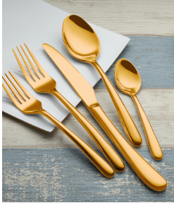 เครื่องใช้บนโต๊ะอาหารสีทอง