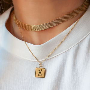 סיטונאי מחיר 18K גולדפילד צרפתית רטרו נירוסטה כיכר מותג רוז פרח תליון קולר שרשרת - Product Image 3