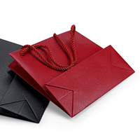 En stock sacs à provisions de bijoux sacs fourre-tout à motif diamant pour l'emballage de bijoux sacs en papier cadeau logo personnalisé