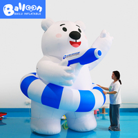 Modèle d'ours blanc gonflable personnalisé pour la décoration des parcs aquatiques, les événements en piscine, les attractions commerciales