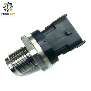 PC200 nhiên liệu Common <span class=keywords><strong>Rail</strong></span> cảm biến áp suất 6754-72-1210 máy xúc PC200-8 PC210-8 PC240-8 6754721210 6754-72-1211 6754-72-1212 - Product Image 3