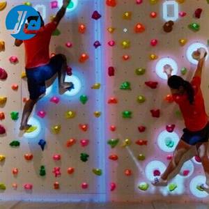 Jeu de projection d'escalade pour enfants Simulateur d'escalade intégré Générateur de parcours d'obstacles Équipement publicitaire de projection - Product Image 5