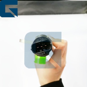 Tubería de Aceite Common Rail 3978448 para Excavadora R210LC-7 - Product Image 3