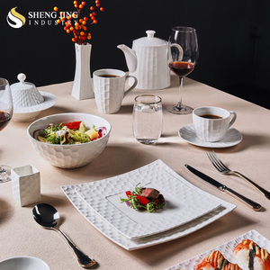 Assiette de service longue rectangulaire en céramique et porcelaine, <span class=keywords><strong>blanche</strong></span>, de luxe, écologique, classique, résistante au <span class=keywords><strong>micro</strong></span>-ondes, pour sushis - Product Image 6