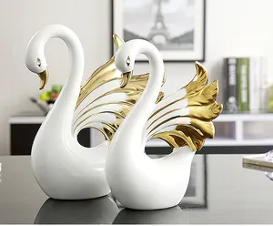A pair of swans couples luxury wedding Valentine gift Ceramic decoration modern Nordic gold plated Creative Ornaments