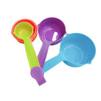 Ensemble de tasses et cuillères doseuses colorées en silicone 100 % alimentaire pour enfants, écologiques, couleurs personnalisables, empilables, pour la cuisine et l'alimentation des bébés