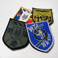 Écussons brodés tissés à bordure festonnée avec support auto-agrippant, thermocollants ou à coudre, badges personnalisés pour chapeaux et vestes