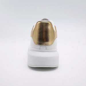 Chaussures décontractées de luxe pour hommes et femmes, en noir et blanc, confortables et respirantes, adaptées aux sports de plein air - Product Image 3