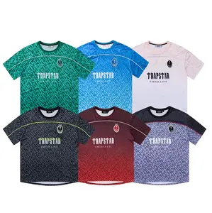 2024 Летние оригинальные футболки Trapstar Высочайшее качество вышитые 2,0 синели расшифровываемые мужские и женские рубашки шорты