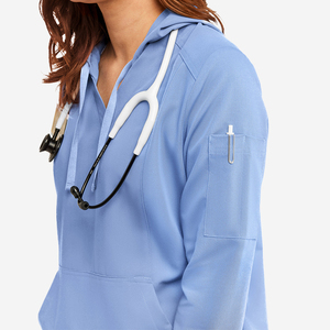Uniformes Médicos Personalizados para Mujer, Estilo Cargo, Holgados, Color Berenjena, con Capucha, Tallas Grandes, para Matronas, Farmacéuticas y Enfermeras - Product Image 6
