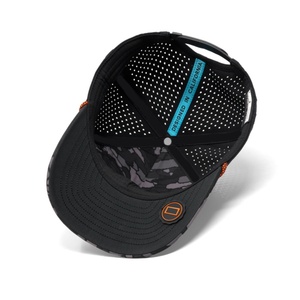 หมวกแก๊ปตาข่ายแบบกำหนดเอง OEM พร้อมโลโก้ 5 แผง ปีกโค้งเล็กน้อย แบบ Snapback ป้ายยางกันน้ำ หมวกกอล์ฟ - Product Image 5