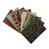 Hoja de mármol de PVC impermeable con acabado de alto brillo para el procesamiento de corte personalizado de pared y techo disponible