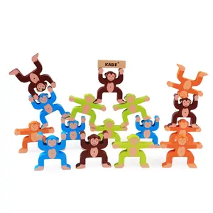 Brinquedo macaco de madeira, blocos de construção, tijolos