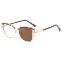 Nouvelles Lunettes de Soleil Photochromiques UV400 Sans Monture Effet Œil de Chat Tendance Style Européen et Américain pour Femme – Idéales pour l'Extérieur et l'International