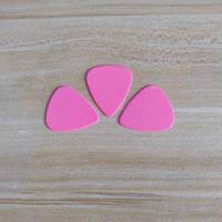 200 pièces de haute qualité couleur rose Derlin guitare médiators forme Standard blanc Delrin Plectre sans Logo 0.8mm