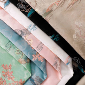 قماش بوليستر فاخر منسوج بنقشة الجاكار والدانتيل مع طلاء PVC لفساتين الزفاف والملابس الرسمية والحقائب - للأولاد والبنات - Product Image 1