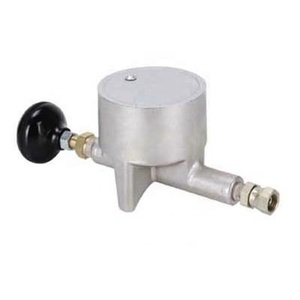 Pompe manuelle hydraulique CNVCT CH103M neuve avec système d'indicateur de poids pour le remplissage de fluides dans le secteur pétrolier, garantie 1 an - Product Image 4
