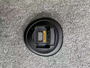 <span class=keywords><strong>Chargeur</strong></span> de bureau pour batterie de talkie-walkie Sanda HTN9000D pour radios GP328 <span class=keywords><strong>GP340</strong></span> GP360 XTS2500 PTX780 MTX850 PRO7550 HT1250 - Product Image 5
