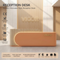 Bureau d'accueil moderne orange avec éclairage LED, comptoir de réception minimaliste en bois grainé, table de salon, table de clinique de beauté