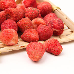 Fragole Liofilizzate all'Ingrosso per Tè Aromatizzato, Fragole Intere Liofilizzate Personalizzate per Snack, Biscotti, Torte e Frutta Secca - Product Image 2