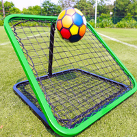 But de football rebondissant OEM avec cadre en tube d'acier de qualité supérieure, filet en PE résistant à l'usure pour l'entraînement des enfants et des jeunes