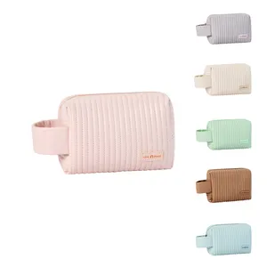 Big Capacity Rectangle Quilted Ladies PU Cosmetic Bag potable Travel Makeup Bag small makeup organizer for Women and Girls
