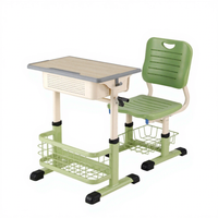 Ensemble table et chaise d'étude en bois moderne avec structure métallique, mobilier scolaire écologique et durable pour les étudiants en classe