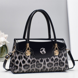Bolso de Hombro Cruzado de Piel Sintética PU de Moda, Nuevo y en Oferta, Bolsos de Mano de Lujo para Mujer, Bolsos de Mano Diarios para Mujer - Product Image 4