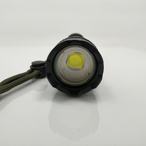 Đèn Pin Sạc USB Tự Vệ An Ninh Đèn Laser Trắng Khoảng Cách Chùm Xa Đèn Pin <span class=keywords><strong>P7</strong></span> - Product Image 5