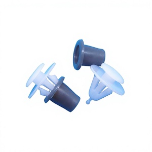Clips de Repuesto de Plástico D153 de Material PP para Fijaciones de Molduras de Audi, Ford, Citroën y Volkswagen - Product Image 2