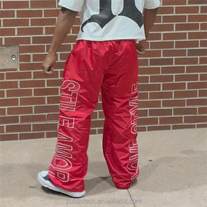 Pantalon de survêtement personnalisé de haute qualité à imprimé baggy surdimensionné pantalon coupe-vent réfléchissant pour hommes pantalon en nylon - Product Image 2